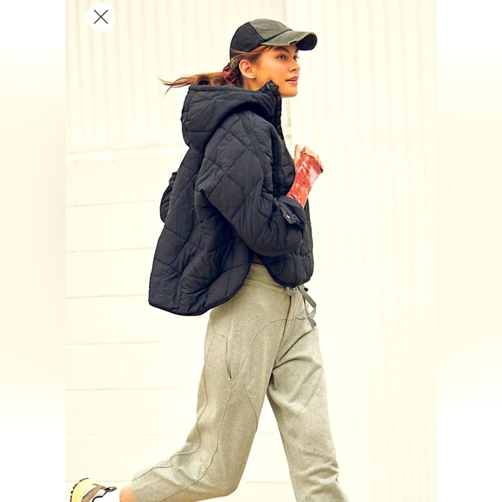 Few People Pippa the Packable Pullover